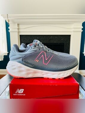 Sz 7.5 Wide New Balance Fresh Foam x 840v1 Women's Grey/Pink W840FLS